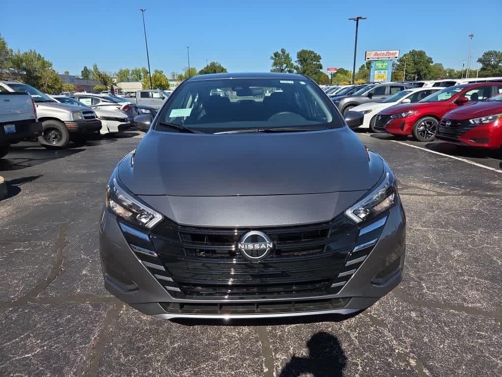 2025 Nissan Versa SV