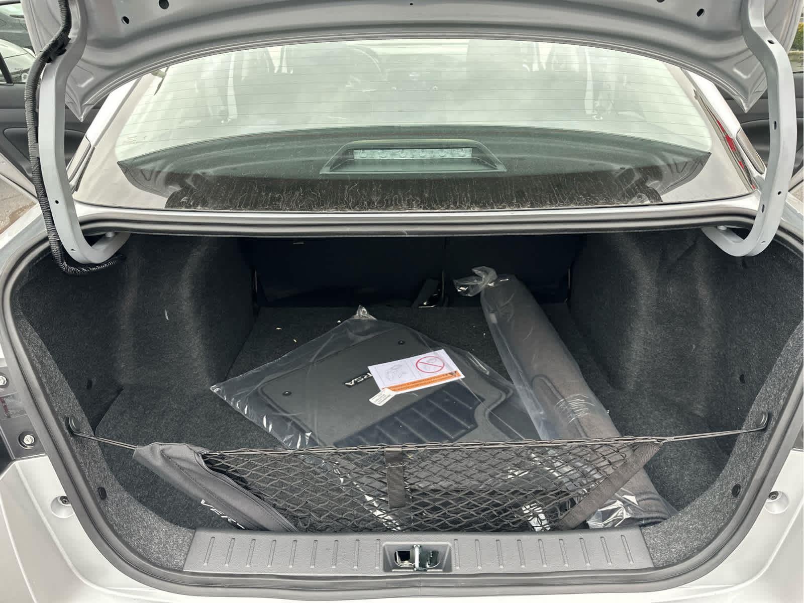 2025 Nissan Versa SR