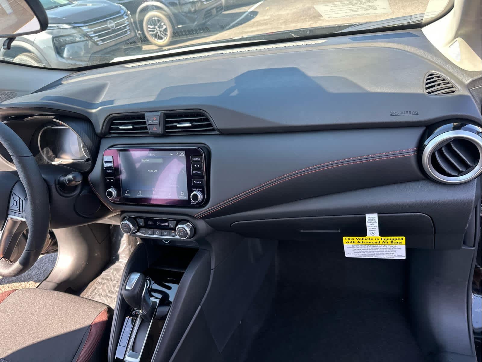 2025 Nissan Versa SR