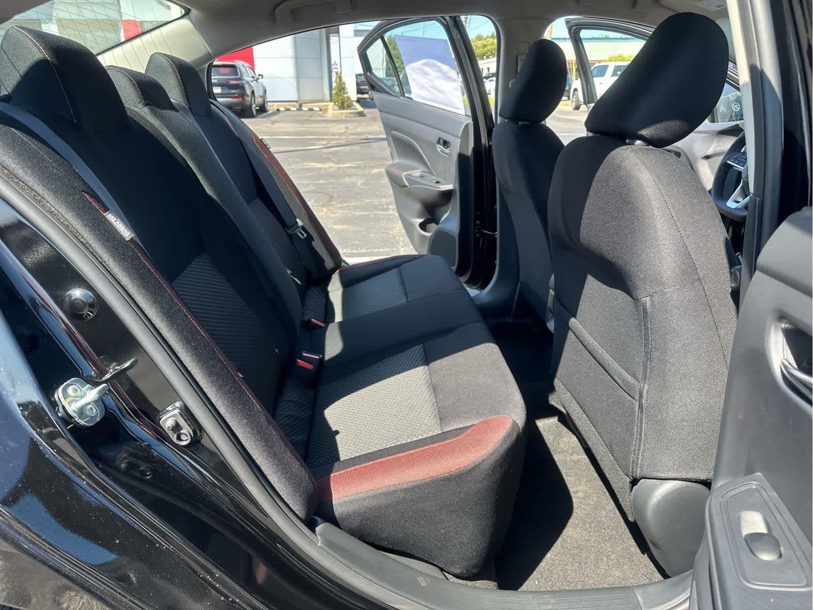 2025 Nissan Versa SR