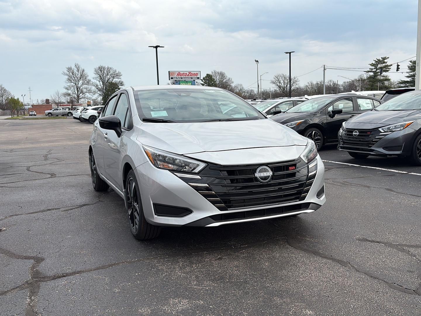 2025 Nissan Versa Sedan SR