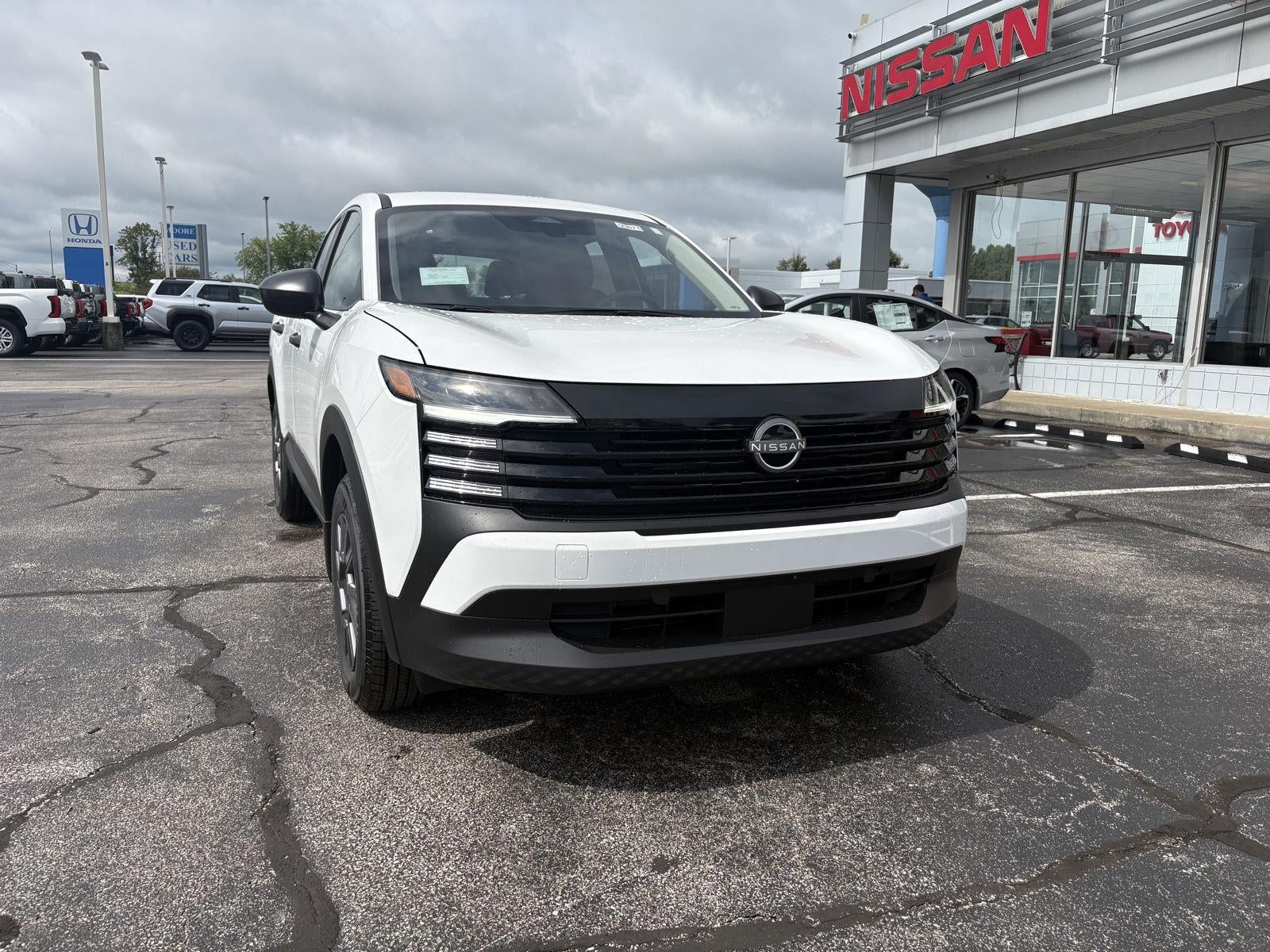 2026 Nissan Kicks S