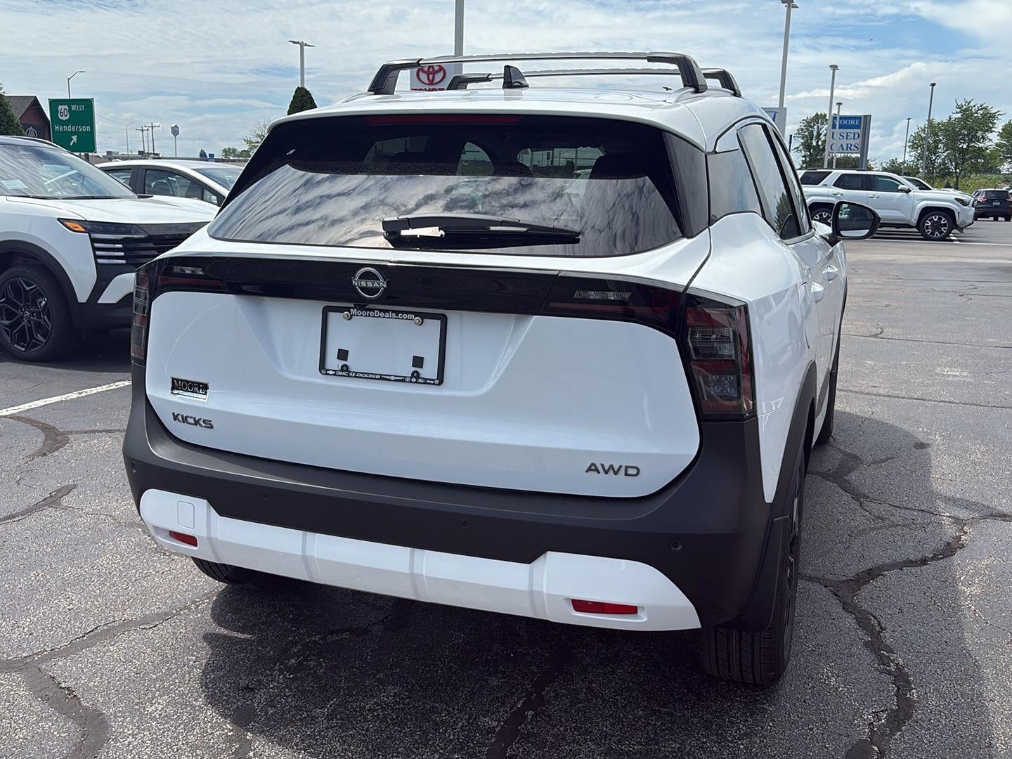 2026 Nissan Kicks SV