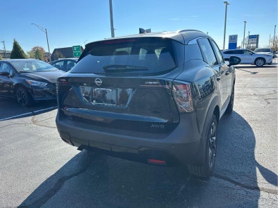 2025 Nissan Kicks SV
