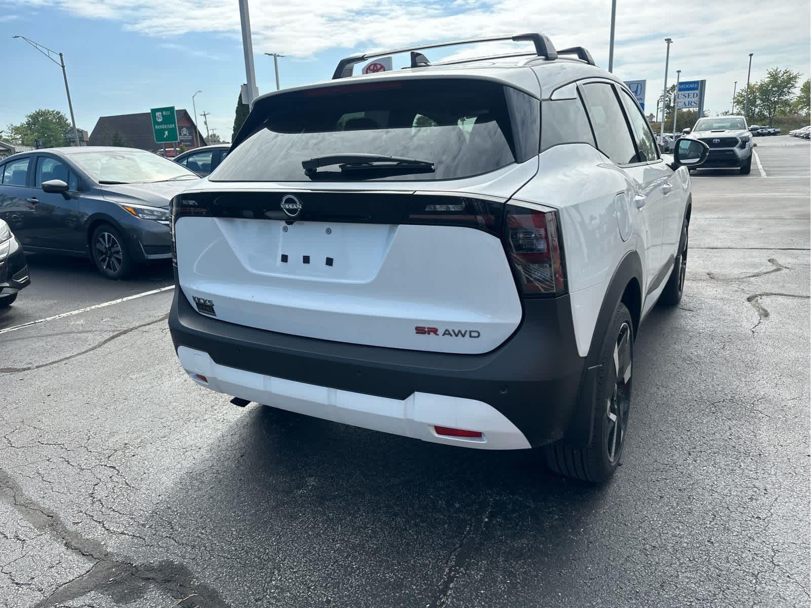 2026 Nissan Kicks SR