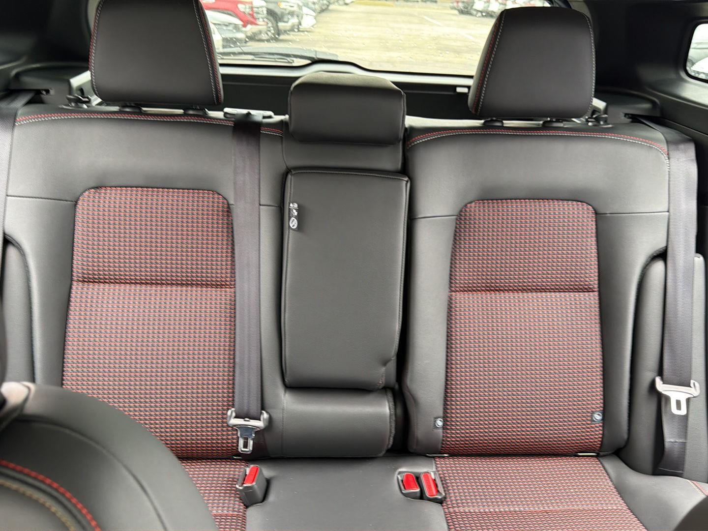 2027 Nissan Kicks SR