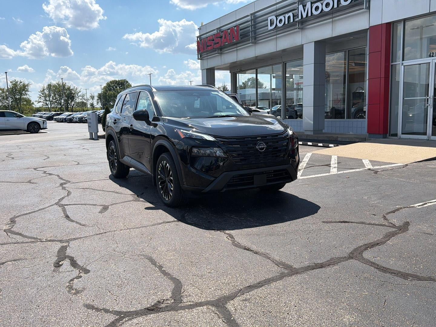 2026 Nissan Rogue Dark Armor