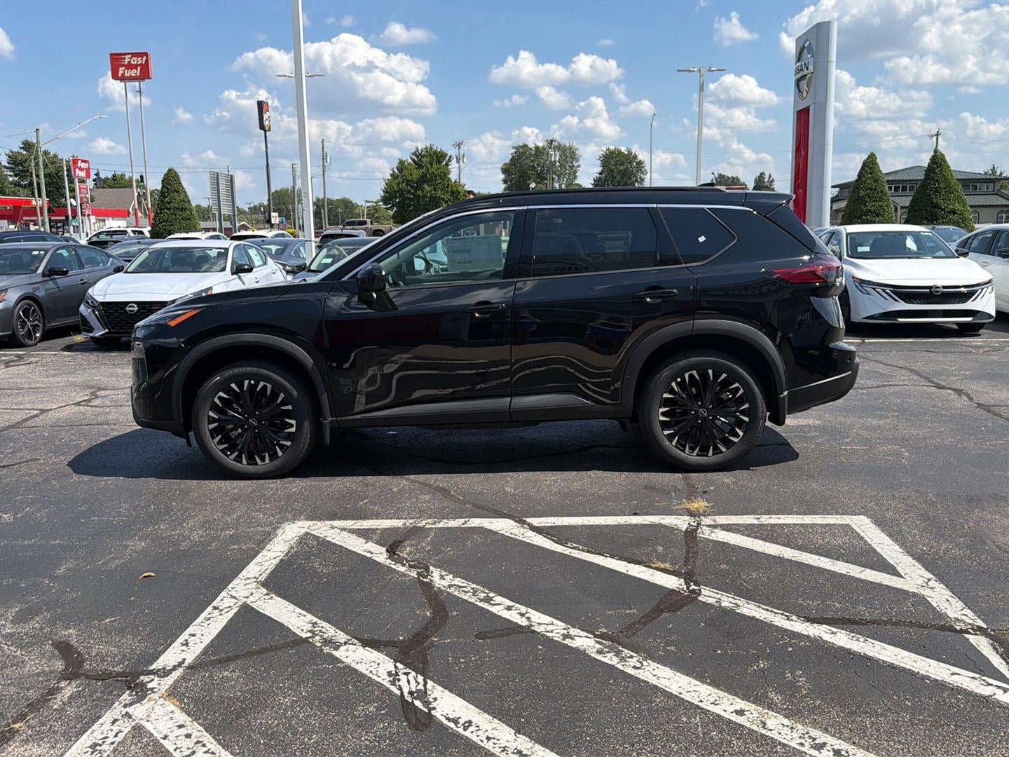 2026 Nissan Rogue Dark Armor