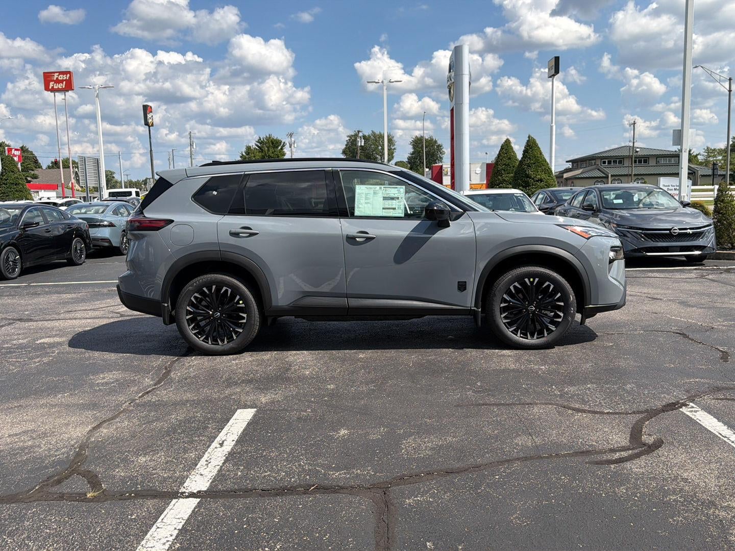 2026 Nissan Rogue Dark Armor
