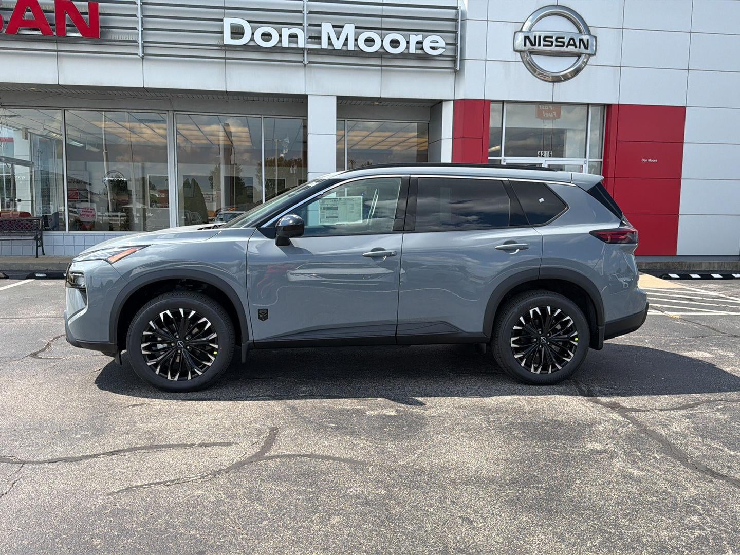 2026 Nissan Rogue Dark Armor