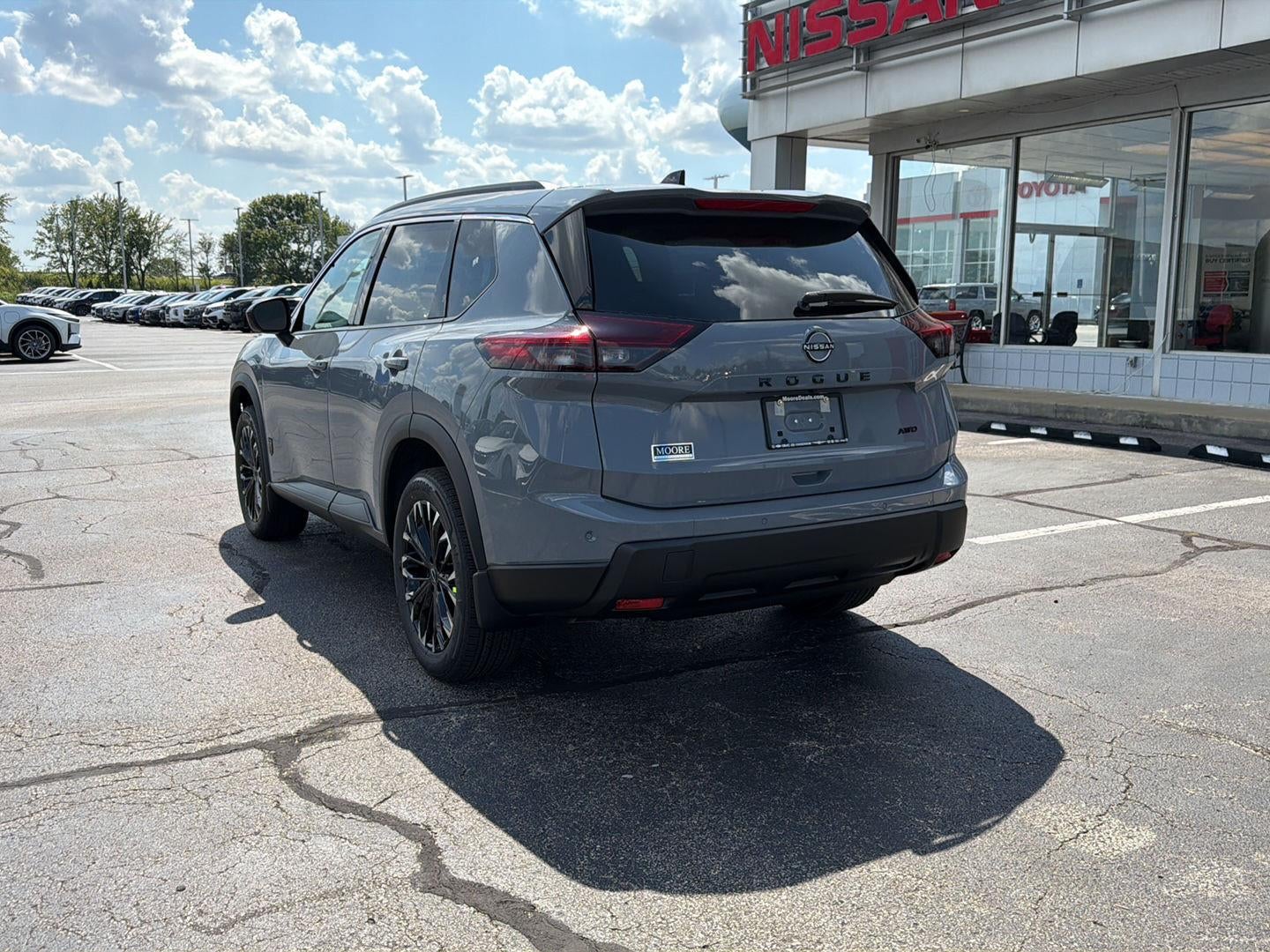 2026 Nissan Rogue Dark Armor