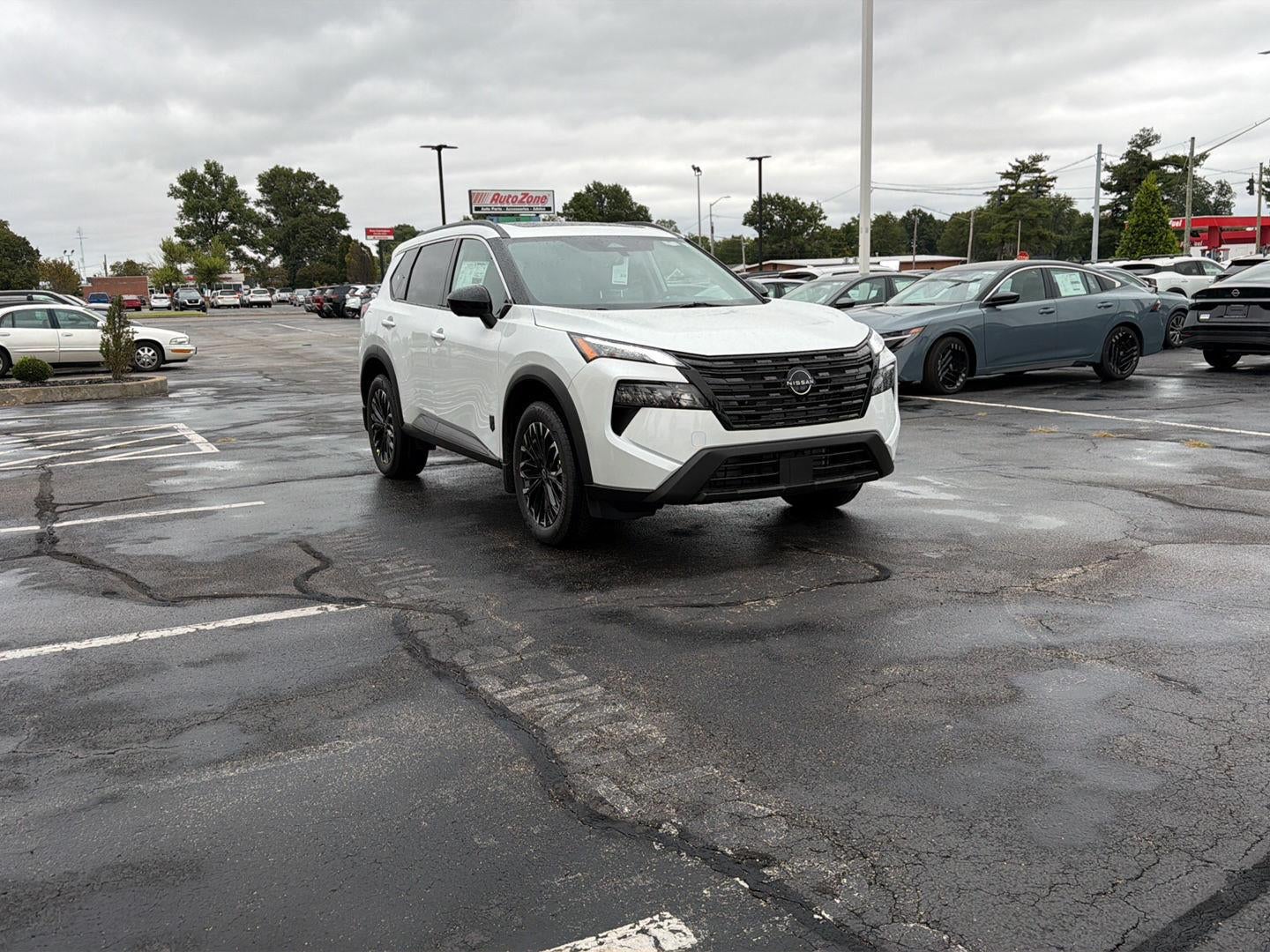 2026 Nissan Rogue Dark Armor