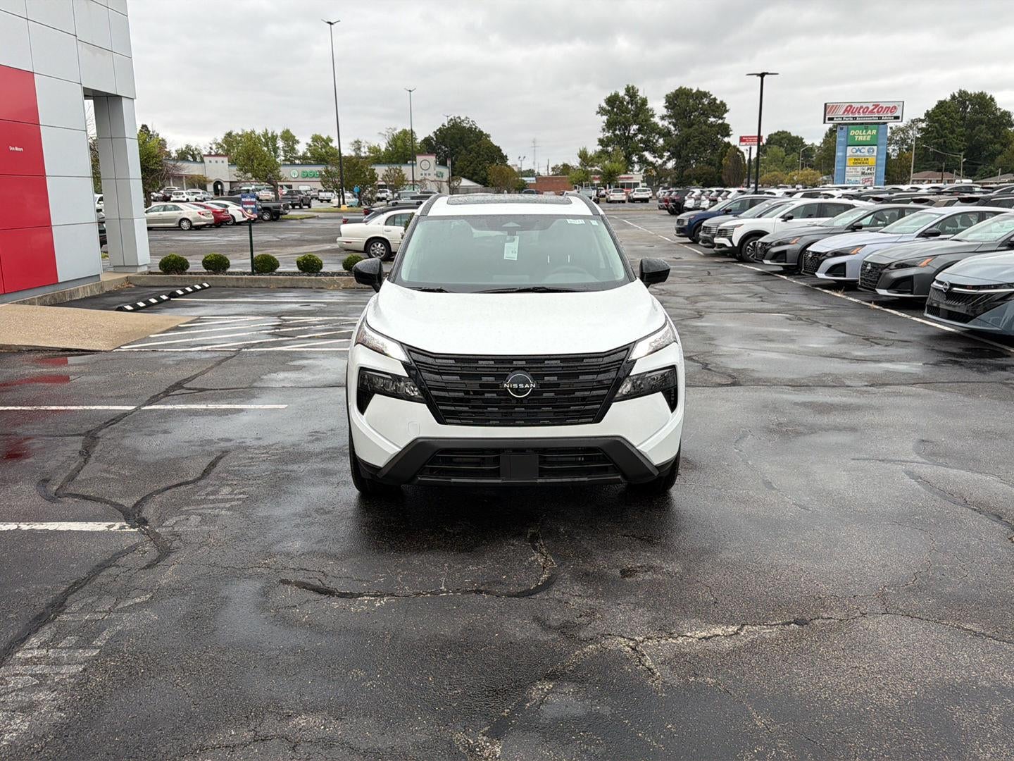 2026 Nissan Rogue Dark Armor