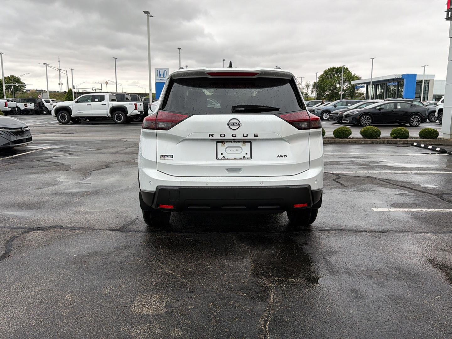 2026 Nissan Rogue Dark Armor