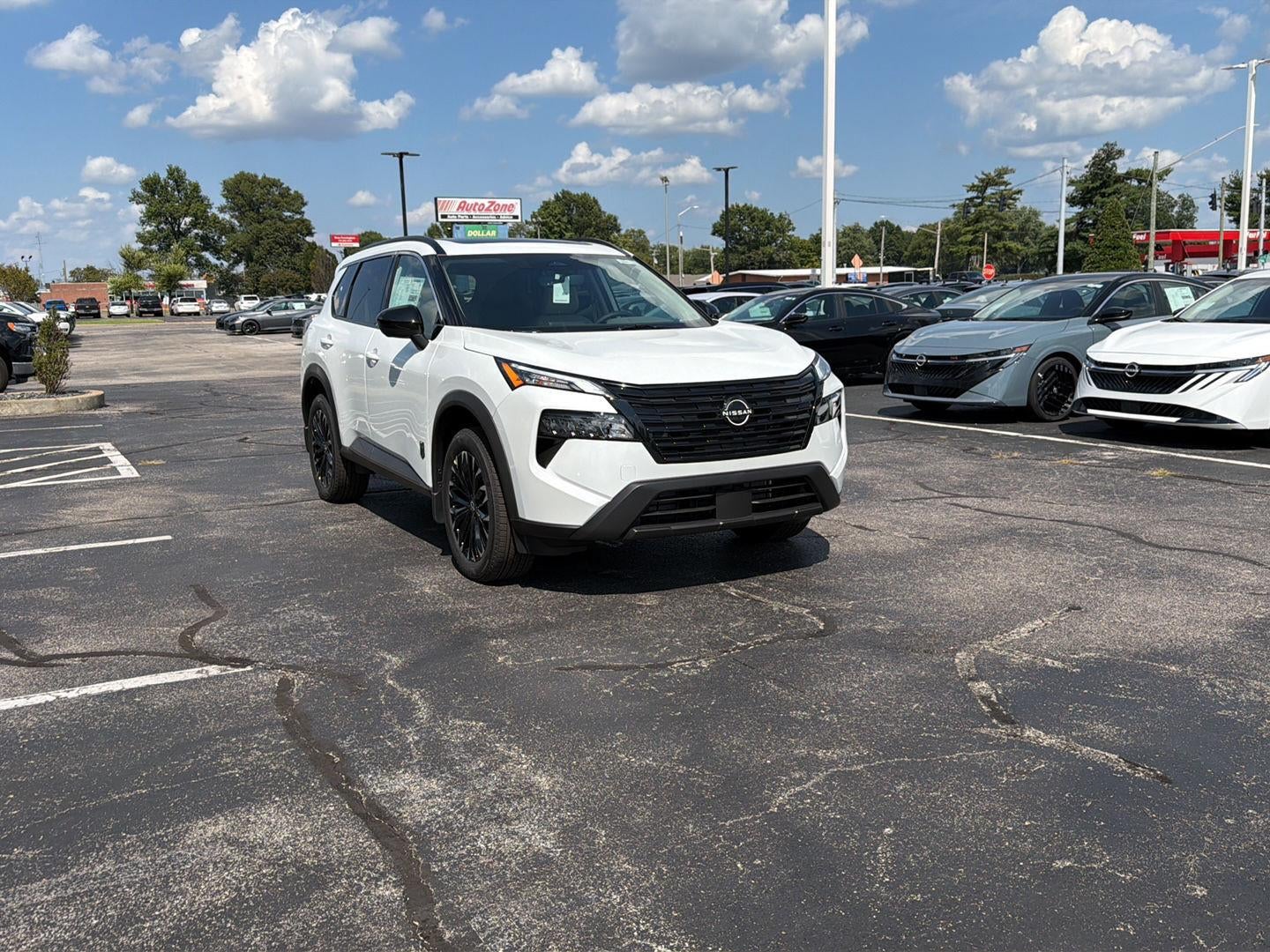 2026 Nissan Rogue Dark Armor