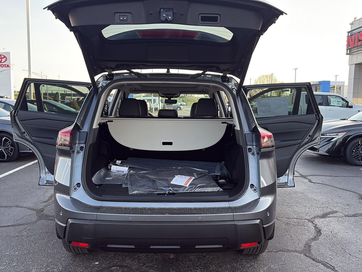 2026 Nissan Rogue Dark Armor