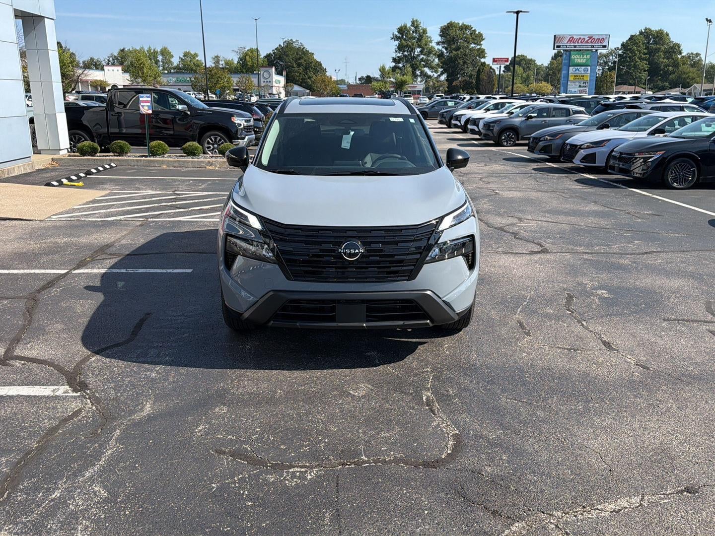 2026 Nissan Rogue Dark Armor