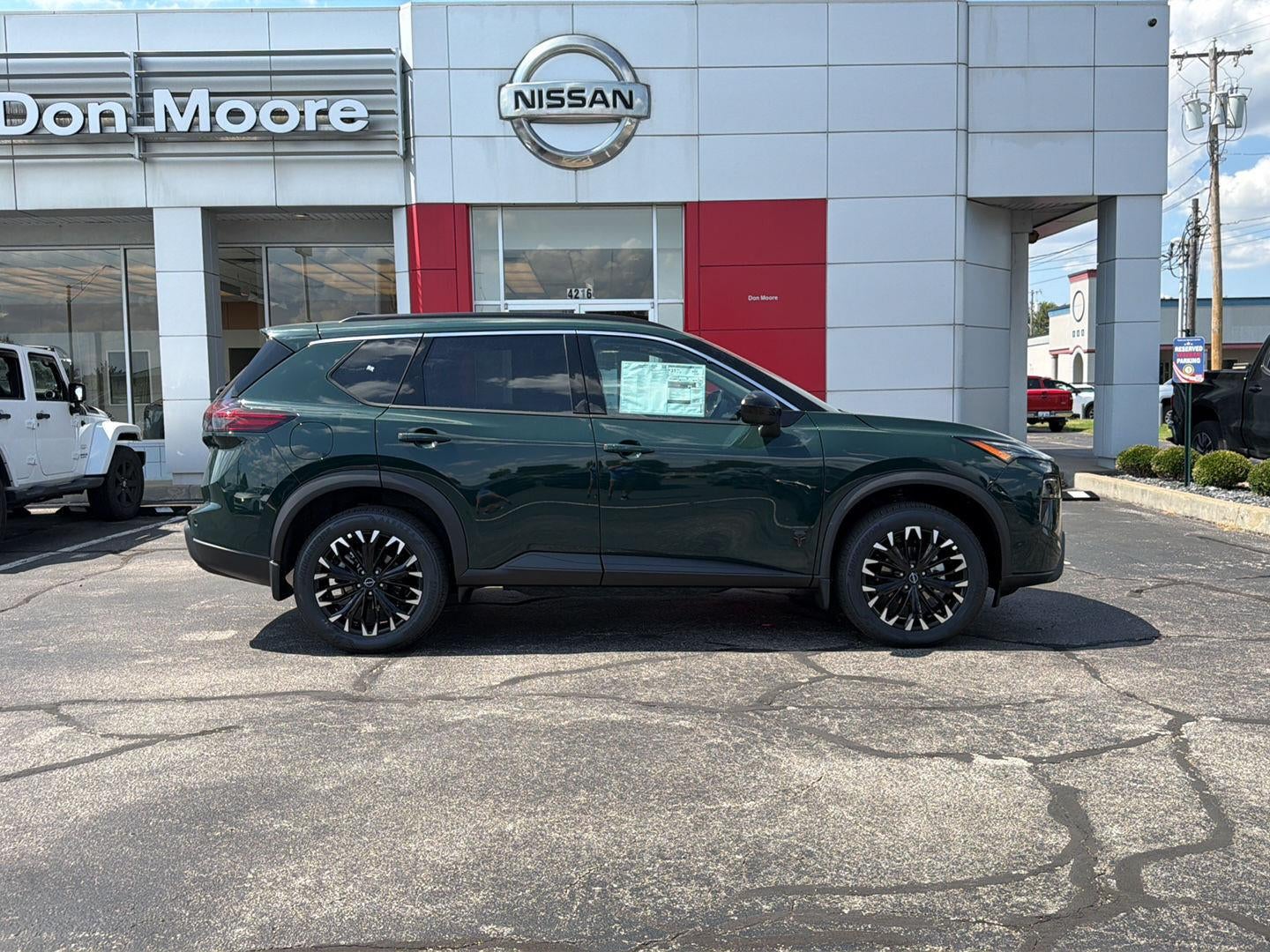 2026 Nissan Rogue Dark Armor