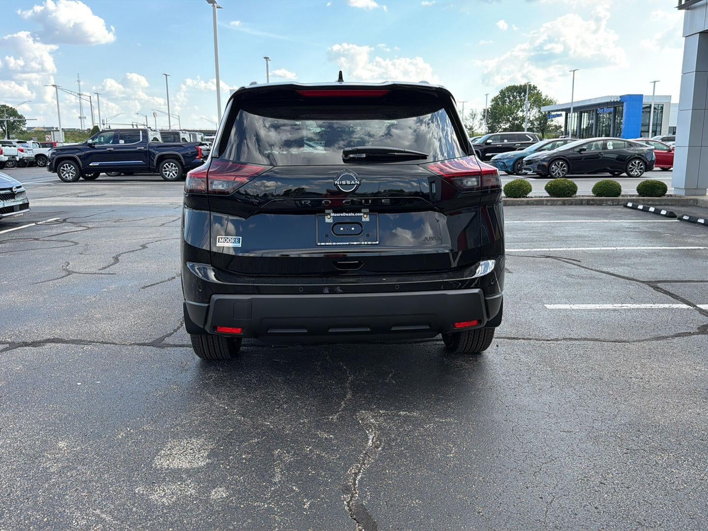 2026 Nissan Rogue Dark Armor