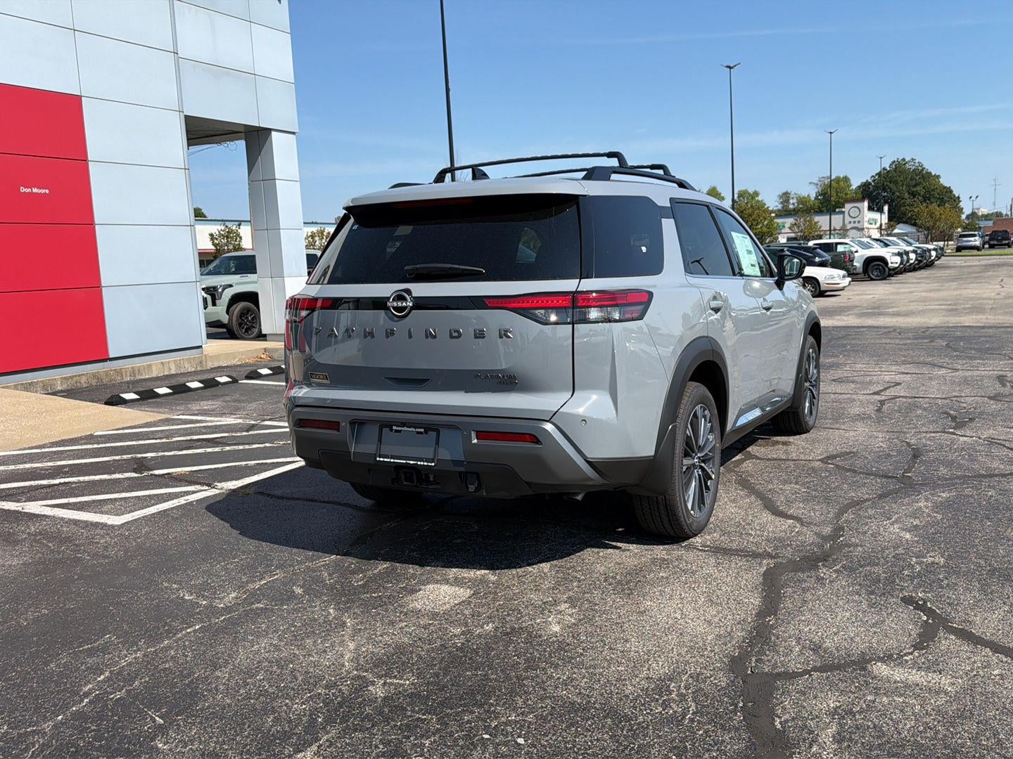 2026 Nissan Pathfinder Platinum