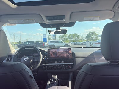 2026 Nissan Pathfinder Platinum