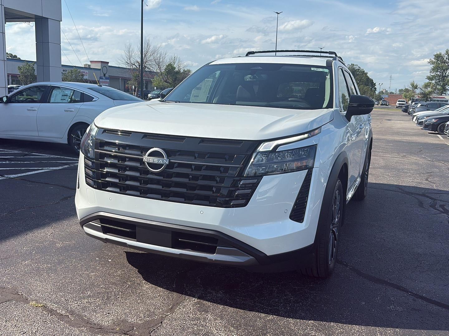 2026 Nissan Pathfinder Platinum