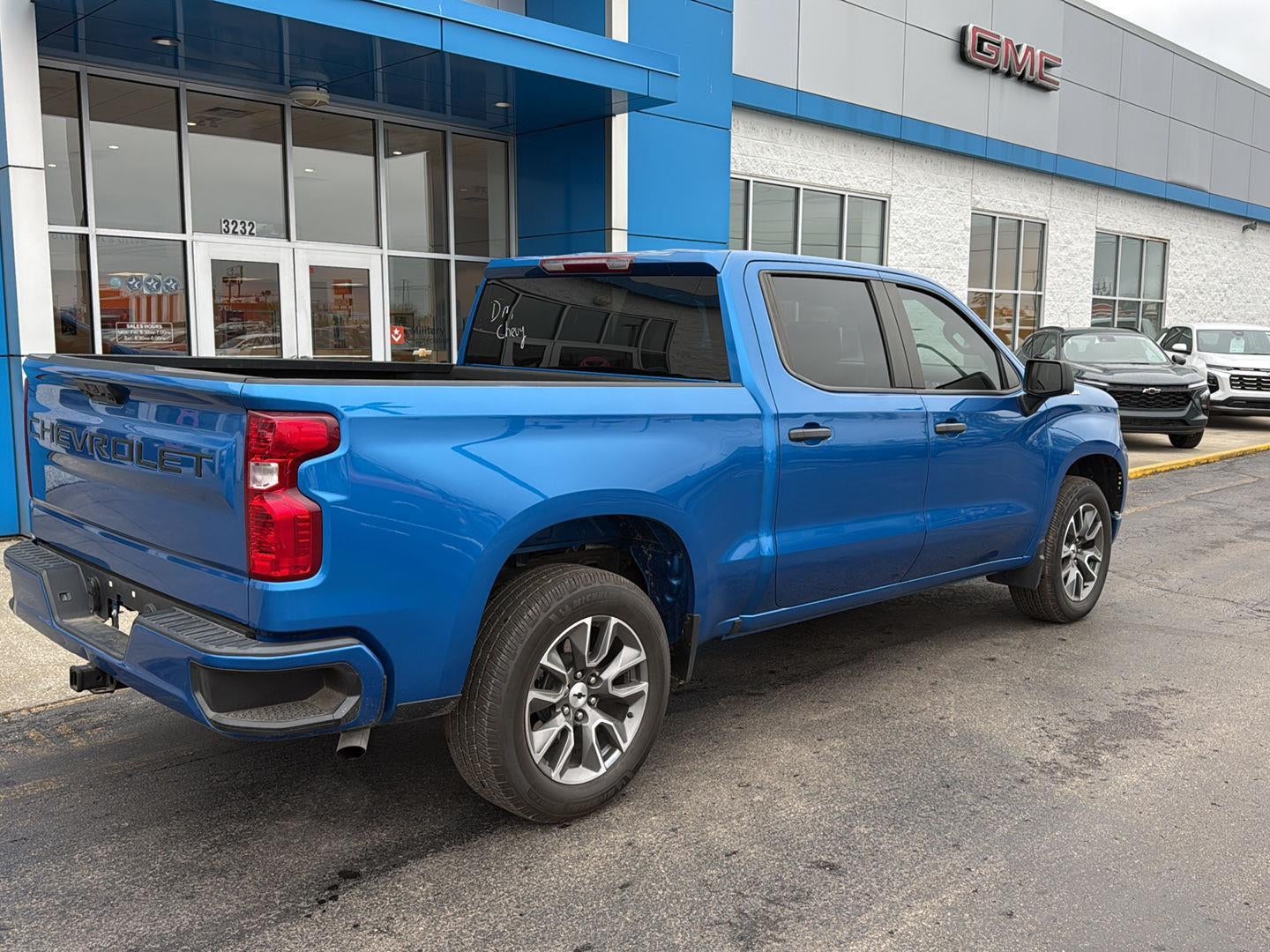 2024 Chevrolet Silverado 1500 Custom