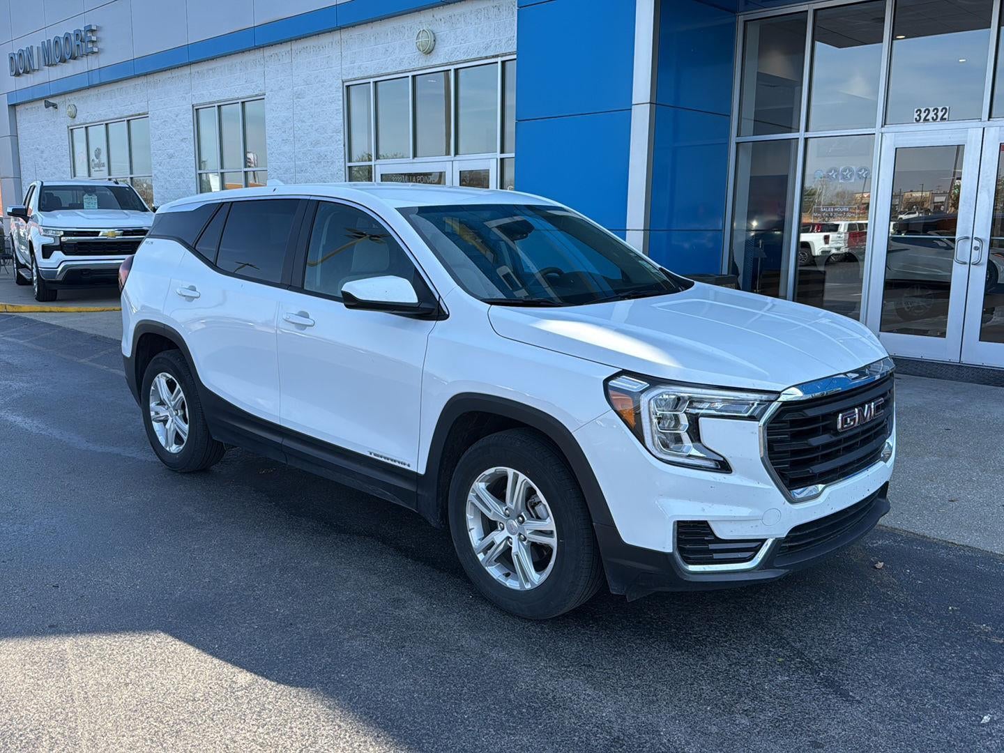 2024 GMC Terrain SLE