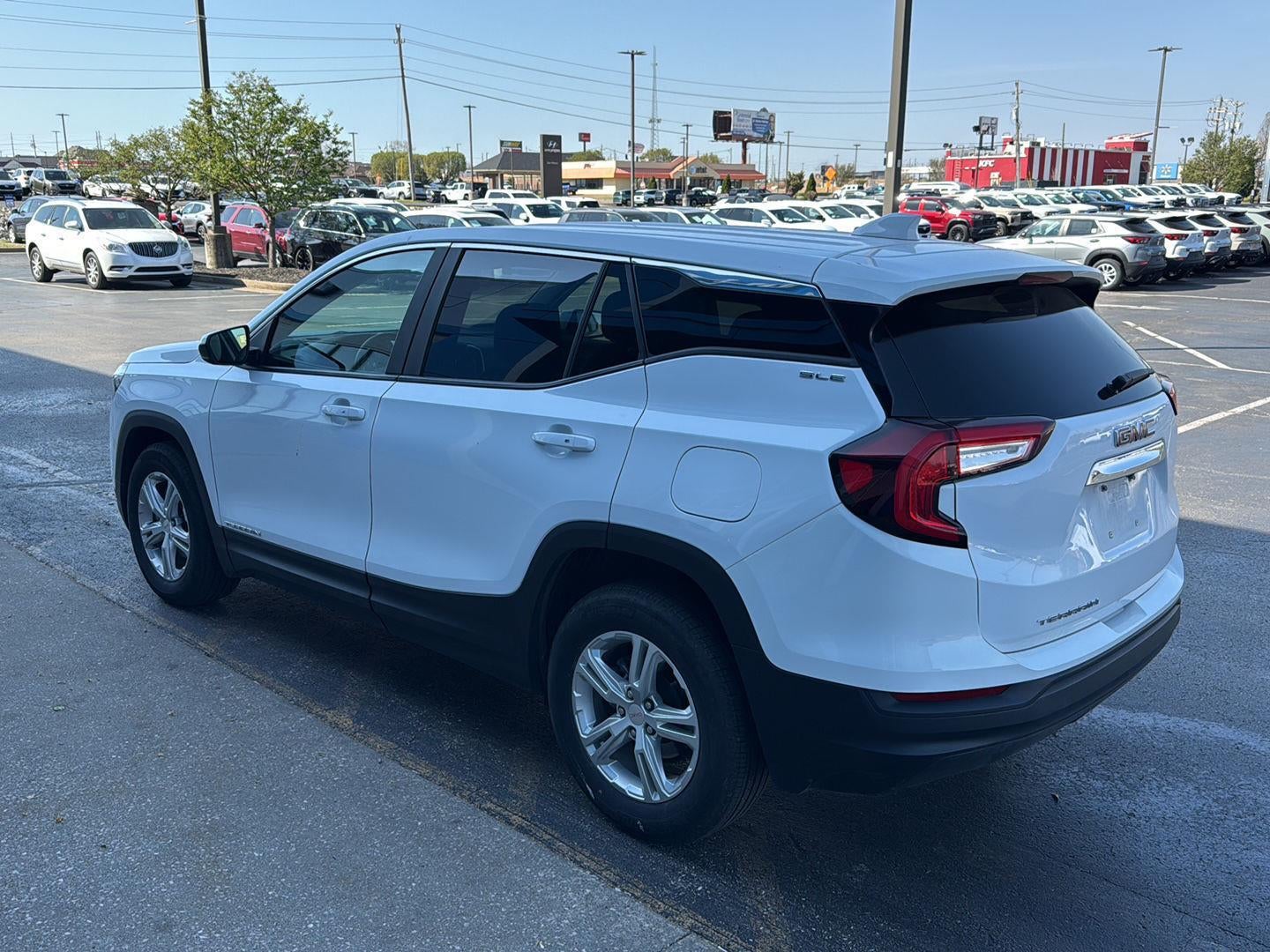 2024 GMC Terrain SLE